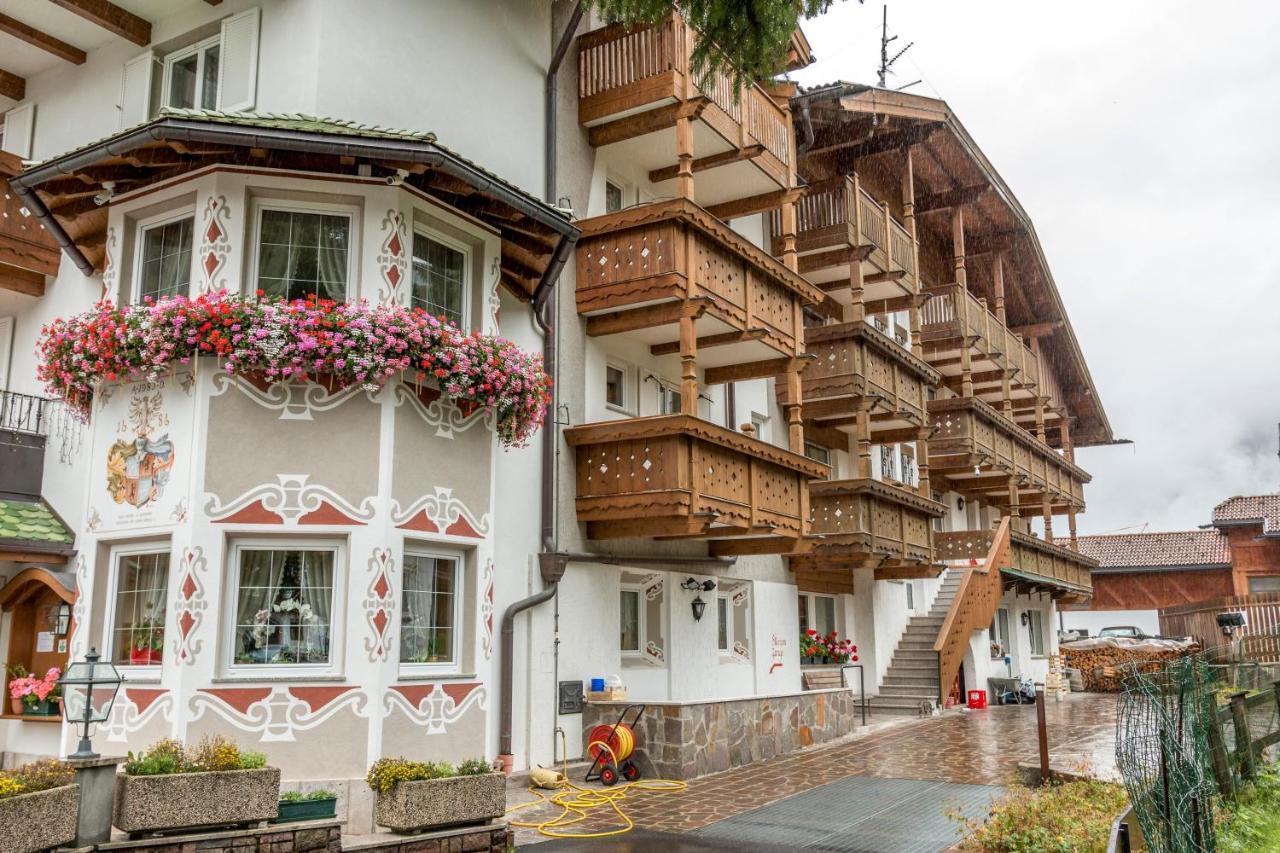 Hotel Ramon Campitello di Fassa Buitenkant foto