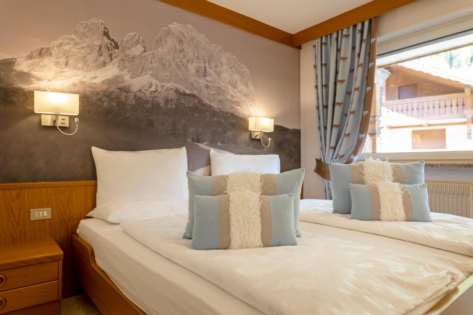 Hotel Ramon Campitello di Fassa Buitenkant foto
