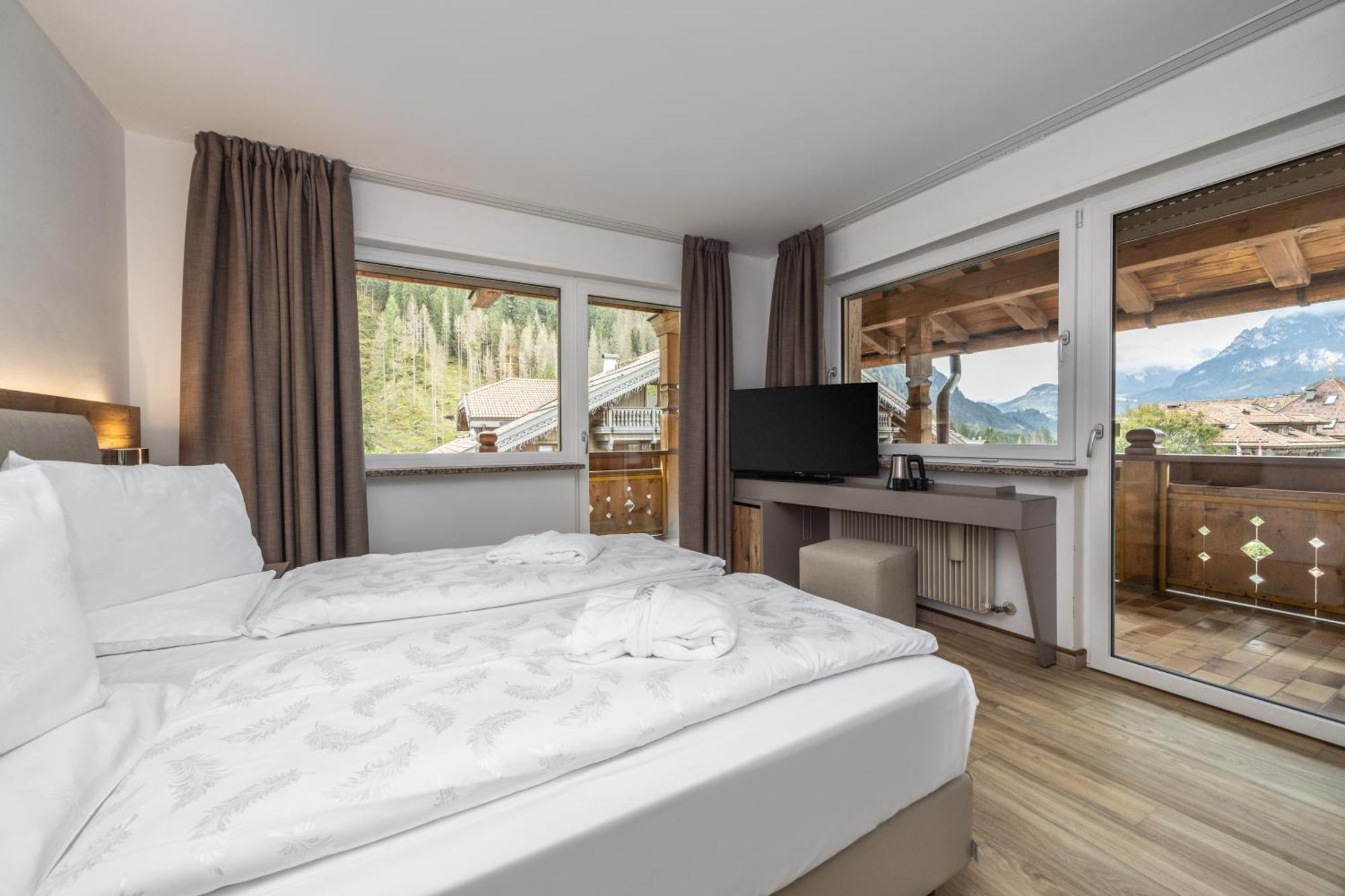 Hotel Ramon Campitello di Fassa Buitenkant foto