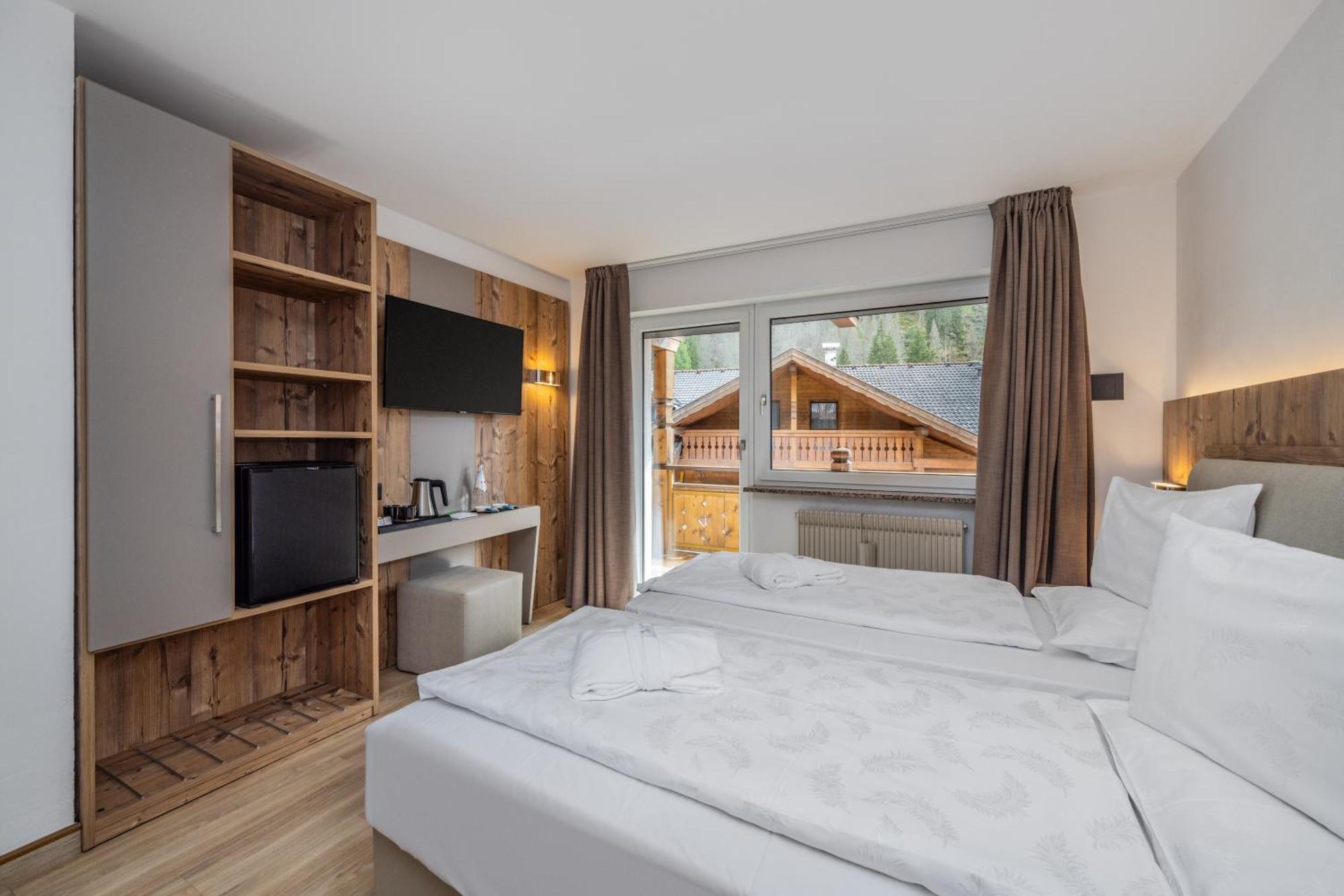 Hotel Ramon Campitello di Fassa Buitenkant foto