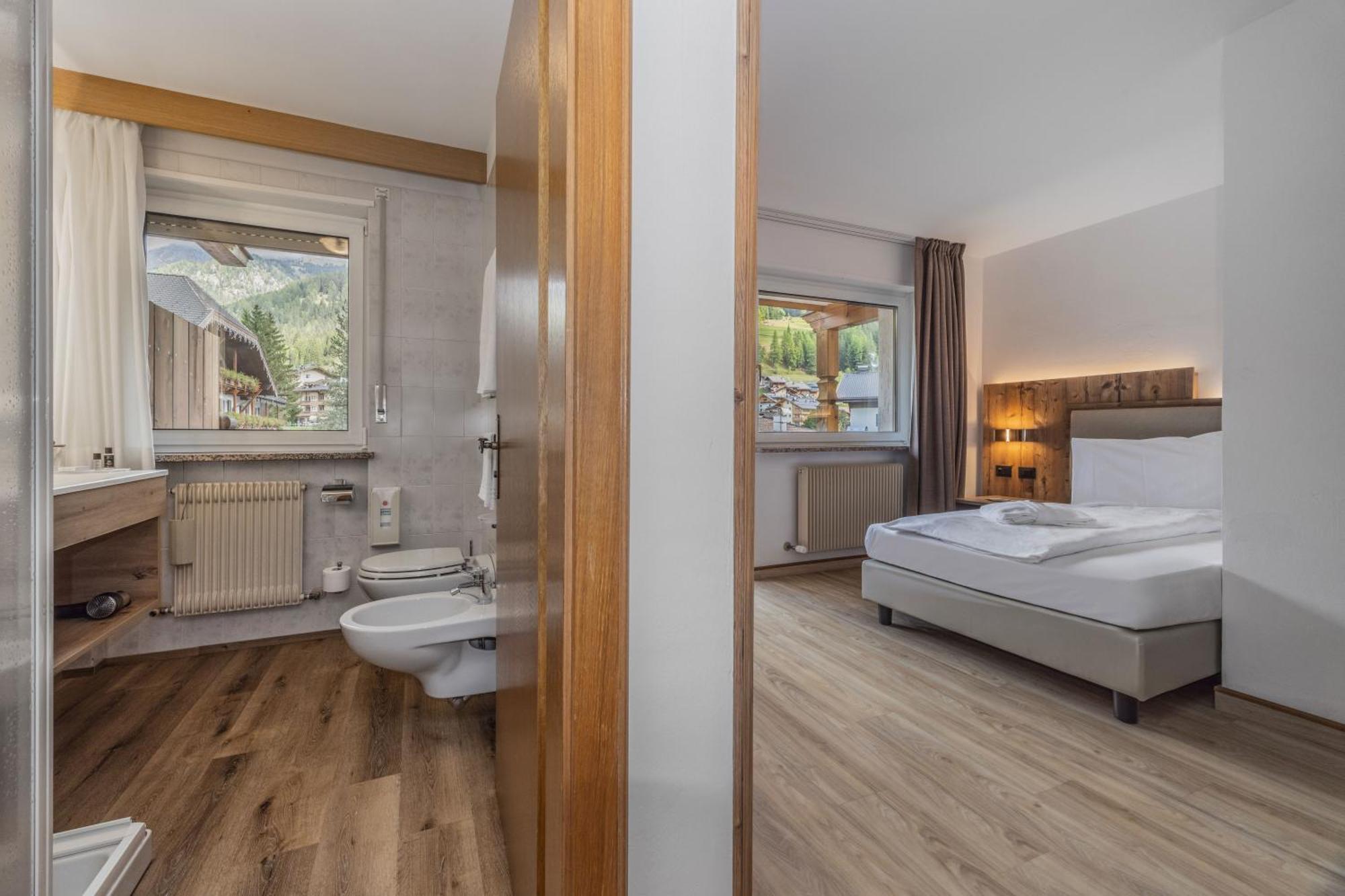 Hotel Ramon Campitello di Fassa Buitenkant foto